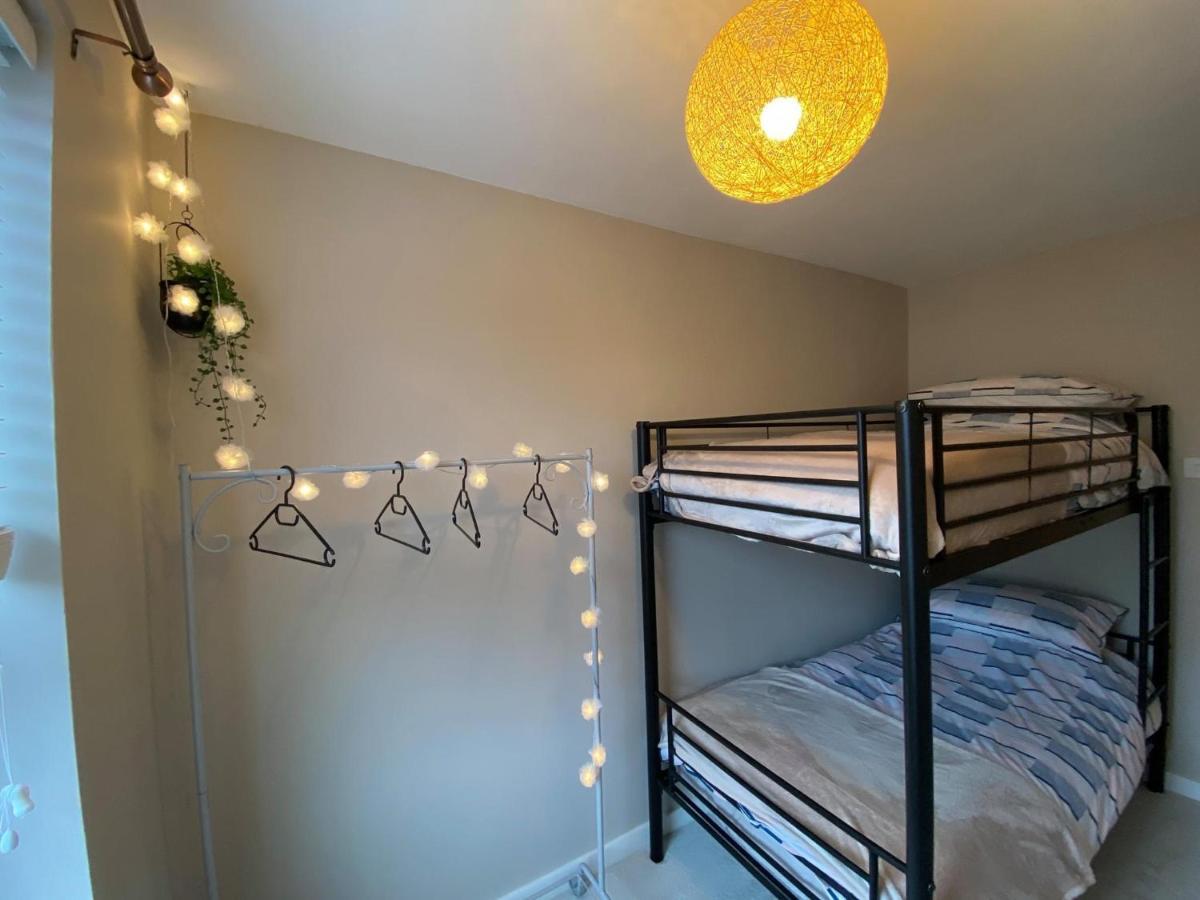 Luxurious 3 Bedroom House With Permit Parking Норвіч Екстер'єр фото