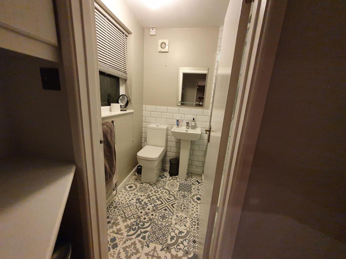 Luxurious 3 Bedroom House With Permit Parking Норвіч Екстер'єр фото